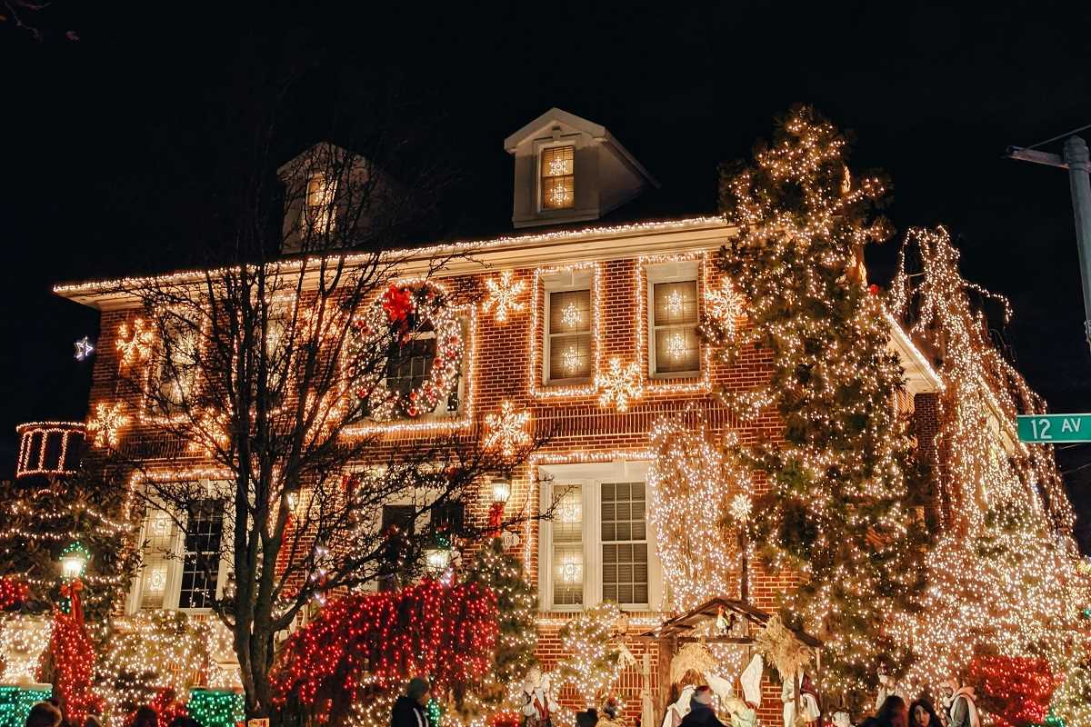 Installing Christmas Lights for the Holiday Season